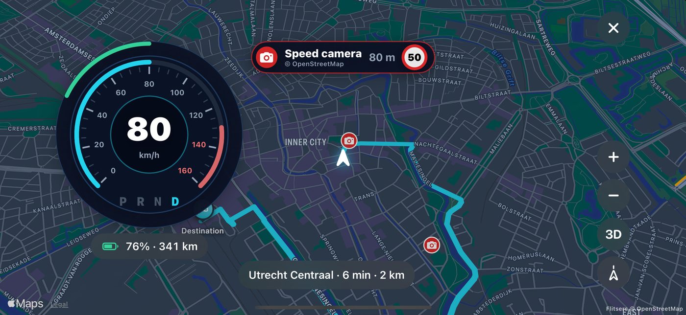 Full-screen map with the route and two speed-camera pins in Utrecht